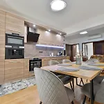 Apartment Central 아파트