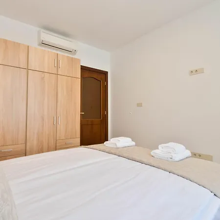 아파트 Apartment Central 플로브디프