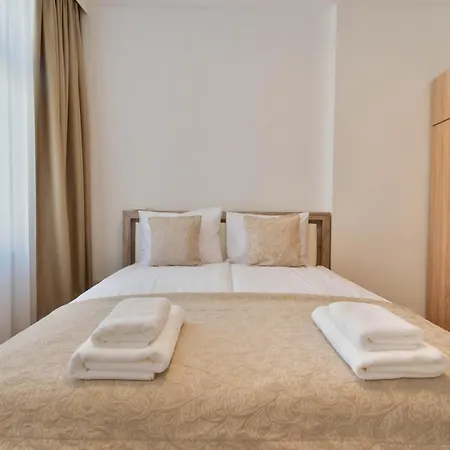 Apartment Central Apartment *